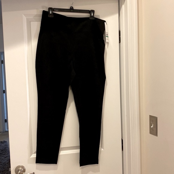 Calvin Klein Pants - NWT Calvin Klein modern essentials leggings